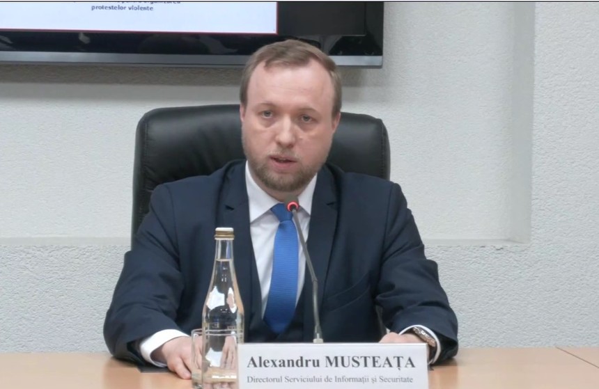 Cine sunt cetăţenii străini care ar fi instruit tineri în tabere din Bosnia şi Serbia ca să provoace dezordine în masă în Republica Moldova