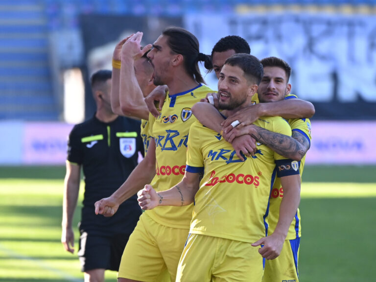 „Lupii Galbeni” au egalat în ultimul minut.  FC Hermannstadt – Petrolul Ploieşti 1-1