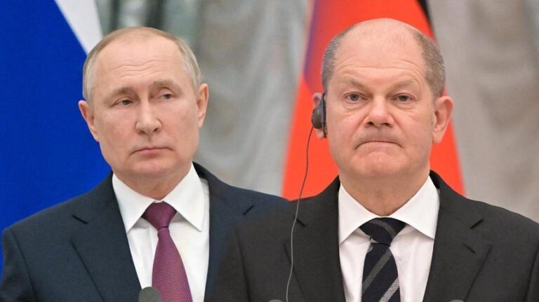 Reuters - Prima discuție telefonică dintre Olaf Scholz și Putin după o lungă pauză