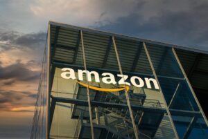 Gigantul IT Amazon în fața unei noi provocări: Informații despre concedieri și restructurări
