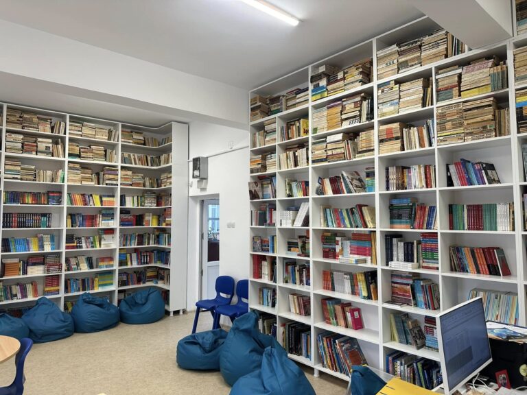 Strângere de fonduri pentru biblioteca Școlii Gimnaziale 