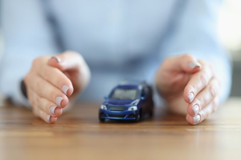 CINCI metode de eficientizare a alegerii unei asigurări de tip CASCO (P)