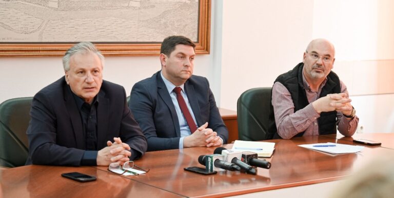 Încă un eșec al PSD Iași la Podu Iloaiei. Cum a sifonat 1 milion de lei pentru o semaforizare care a blocat și mai mult traficul? (P)