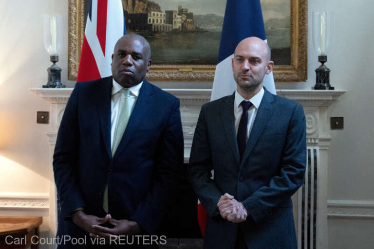 Franţa şi Marea Britanie se angajează să lupte împotriva „putinizării” lumii