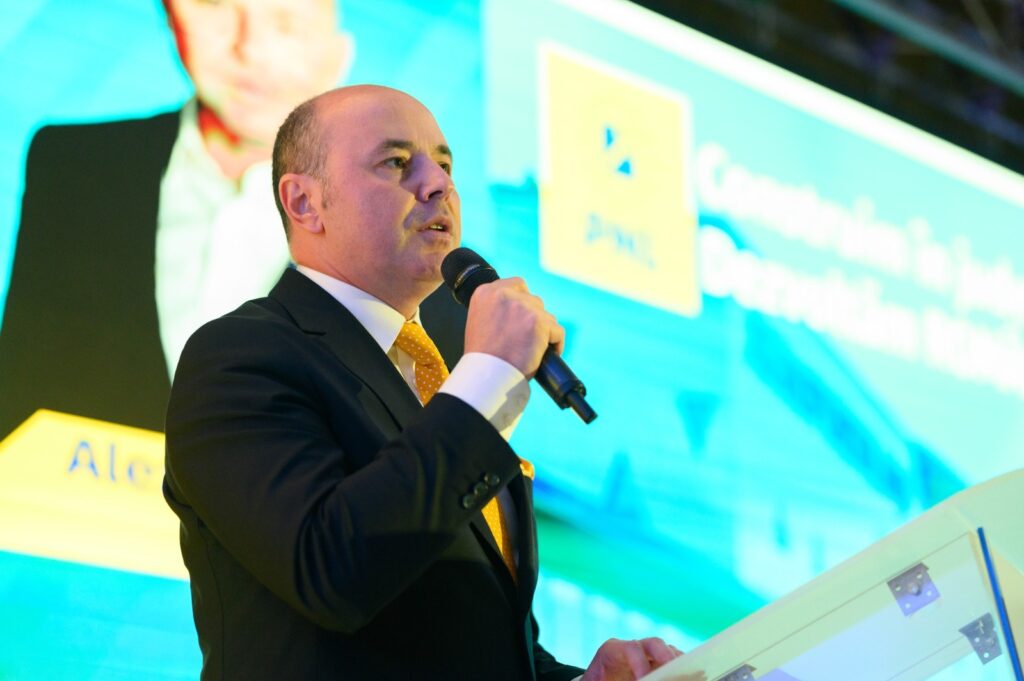  Deputatul Alexandru Muraru, președintele PNL Iași: “Cât a fost la guvernare, Partidul Național Liberal a mărit pensiile românilor cu aproape 68%!” (P)