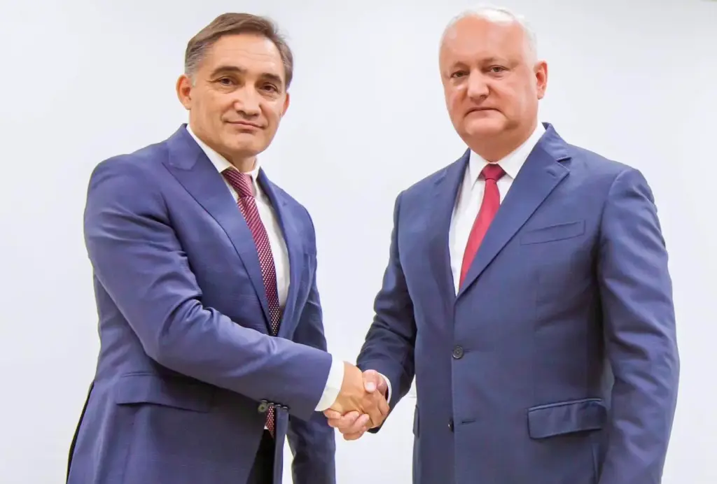  ALEGERI ÎN MOLDOVA. Socialiştii proruşi nu recunosc înfrângerea candidatului lor şi contestă corectitudinea votului din diaspora: „Maia Sandu este un preşedinte nelegitim”