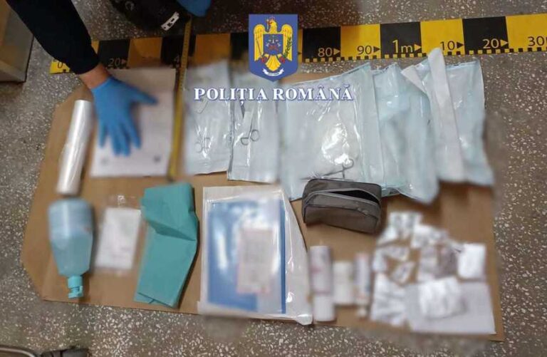 Asistent medical de la Spitalul Judeţean Timişoara, cercetat de poliţişti pentru mai multe infracţiuni