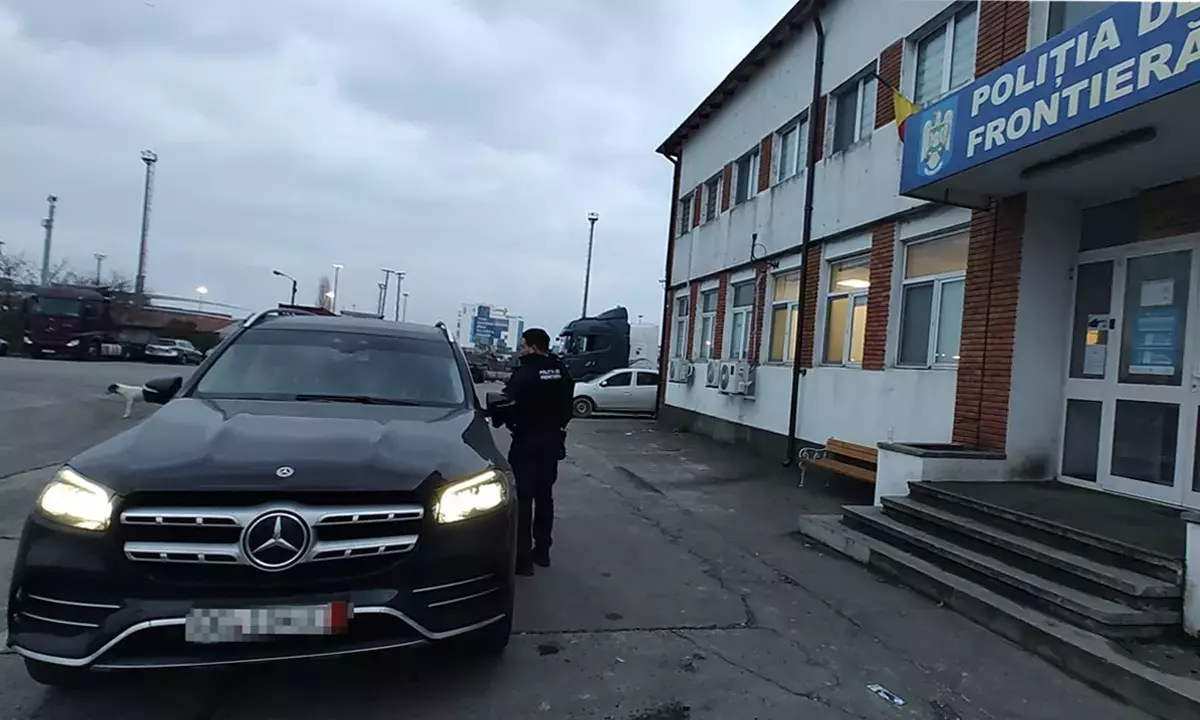 Bolid de lux dispărut în Franța, descoperit de poliţiştii Punctului de Trecere a Frontierei Constanța