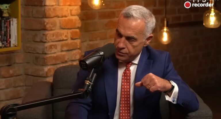 Georgescu, frustrat că fanii lui sunt niște molâi și se cred viteji doar pe Facebook