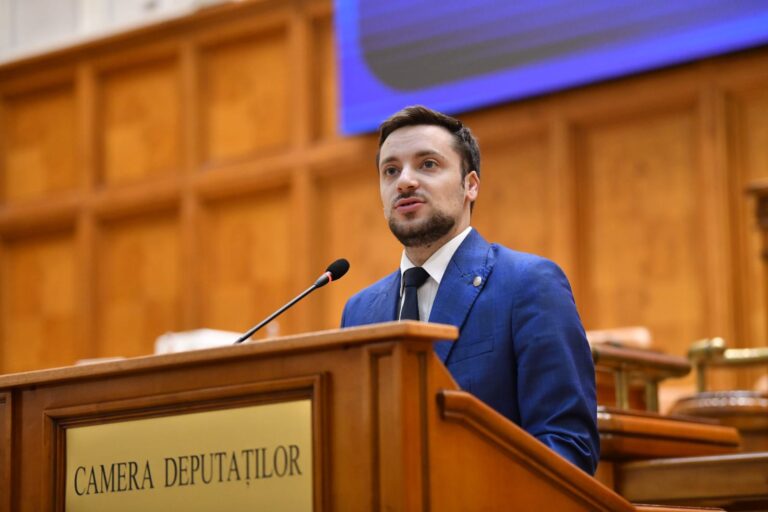Deputatul Filip Havârneanu, despre sărăcia în rândul copiilor și tinerilor: „Este, de fapt, eșecul unei clase politice iresponsabile!” (P)