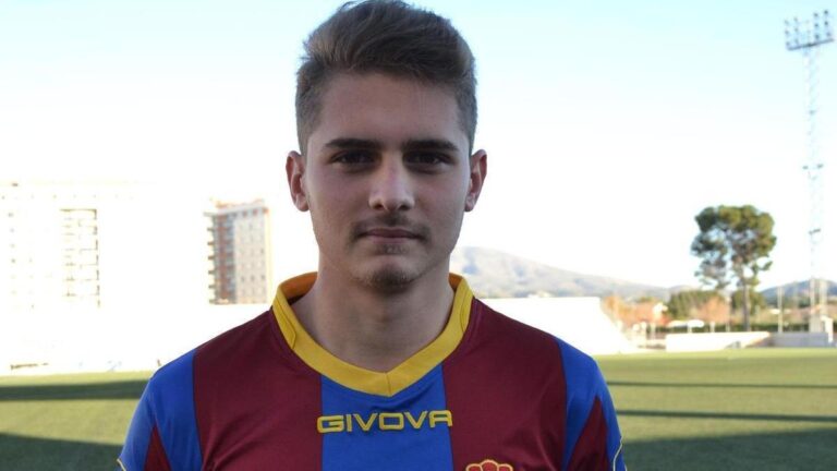 Un fost jucător al Valenciei a murit în urma inundaţiilor din Spania. Jose Castillejo avea 28 de ani