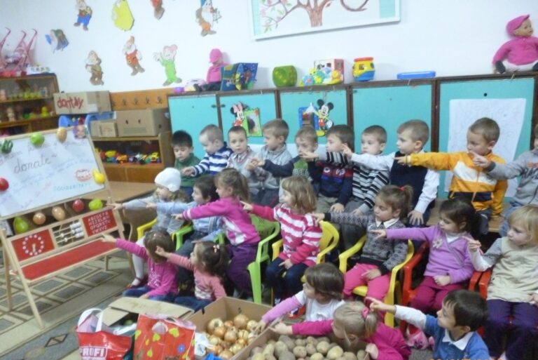 „Săptămâna legumelor și fructelor donate” mobilizează 120 de școli din județul Iași