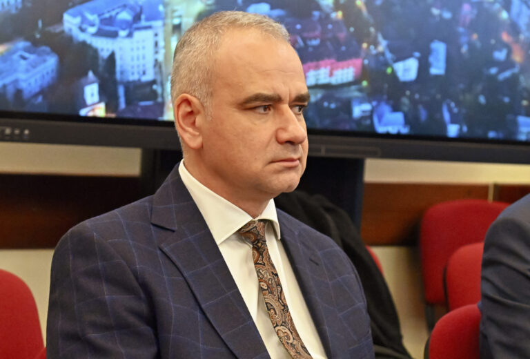 Marius Bodea, senator USR, după descinderile DNA la Primăria Iaşi, în cazul achiziţiilor de cărbune: Vorbim de un mecanism infernal de spoliere a bugetului local pentru o achiziţie dezastruoasă