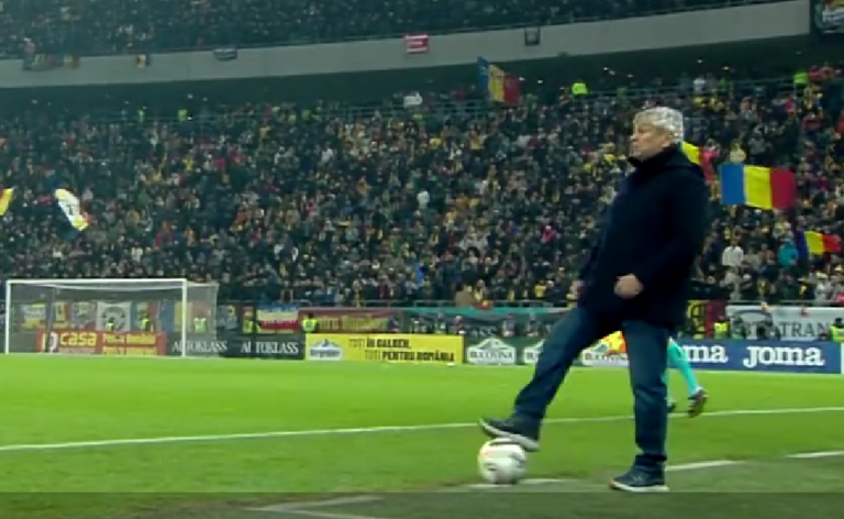 Video Antrenorul Mircea Lucescu, stop perfect la 79 de ani! Fază fascinantă la meciul România – Kosovo