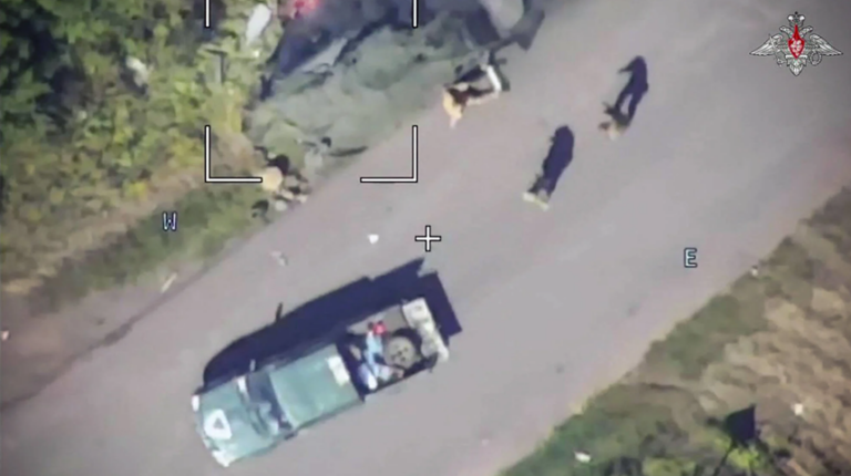 Armata ucraineană afirmă că a respins o puternică ofensivă rusă