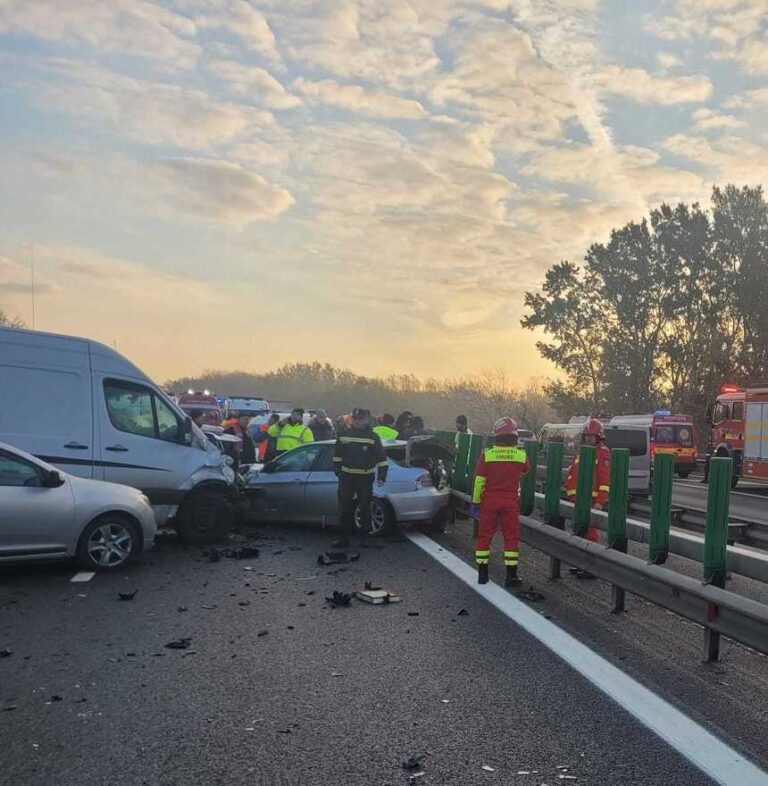 Accident grav de circulație pe A3. Au fost implicate 12 autoturisme
