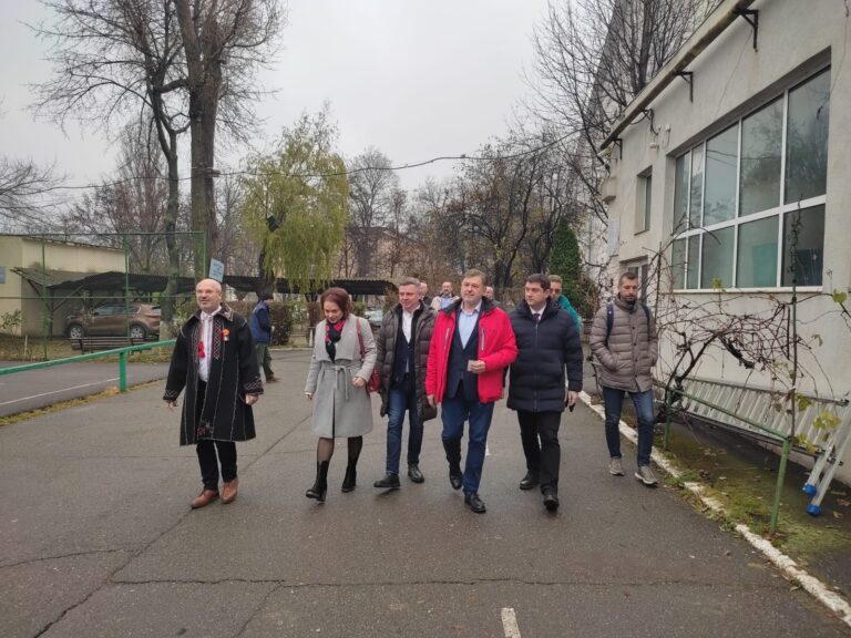 VIDEO Liderii PSD Iași s-au prezentat la urne: „Am votat pentru un Parlament puternic, pentru parcursul european al României”