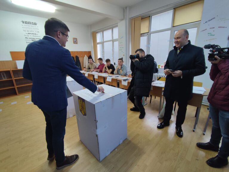 VIDEO Liderii PNL Iași au votat „pentru o Românie europeană”