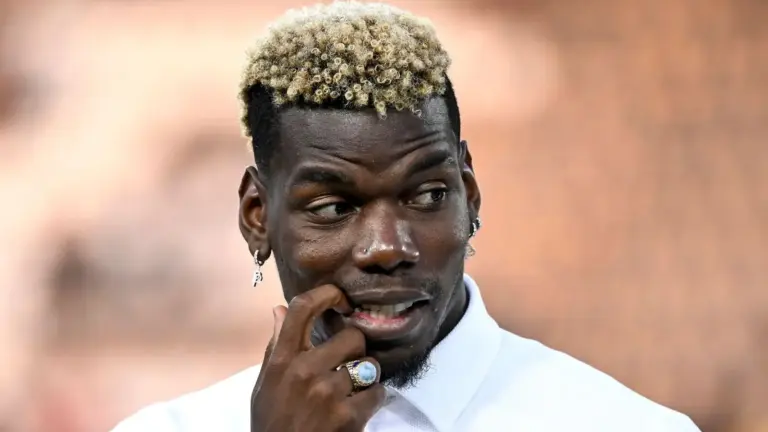 Un site brazilian de escorte se oferă să ajute la plata salariului pentru Paul Pogba, dacă francezul va semna cu Corinthians
