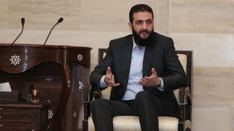 Liderul de facto al Siriei spune că ar putea dura 4 ani până când vor avea loc alegeri