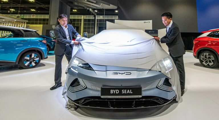 Cum sar producătorii auto din China peste taxele vamale impuse de Europa