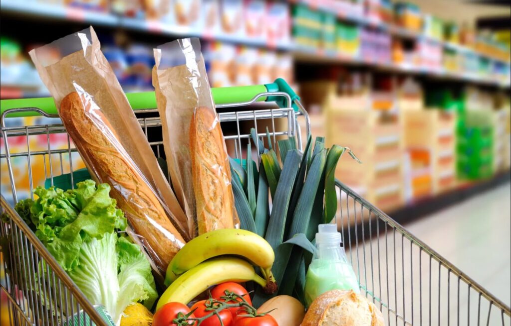  UE vrea să introducă restricții la importurile de alimente, după modelul Trump
