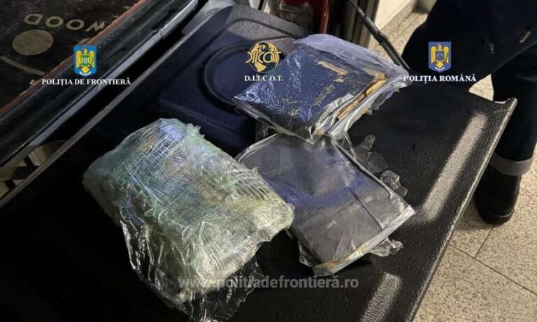 Captură record descoperită la Punctul de Trecere a Frontierei Borş. Ce au găsit polițiștii în caroseria unui autoturism