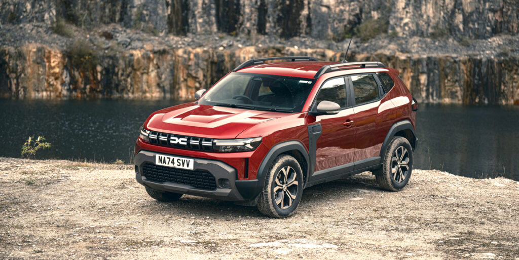 Dacia Duster face istorie! Prima dublă victorie la premiile „4X4 0f the year” din Marea Britanie