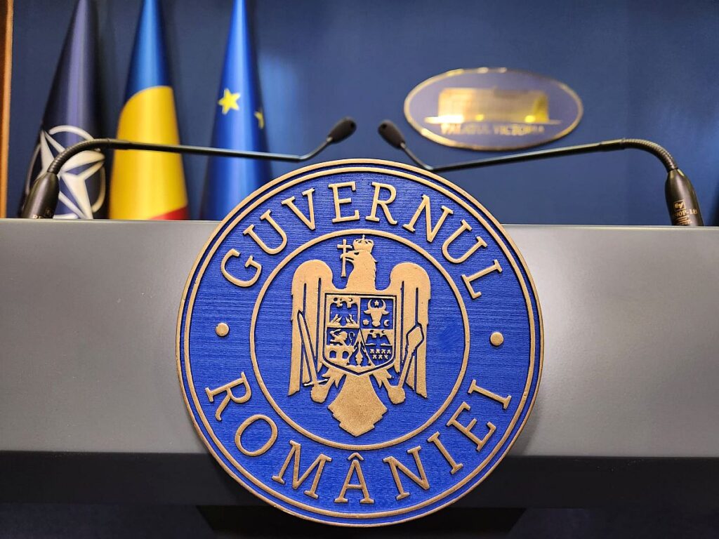 Guvernul aprobă salarii de aproape 5.000 euro/lună, brut, la CNI, deși abia mai are bani de pensii
