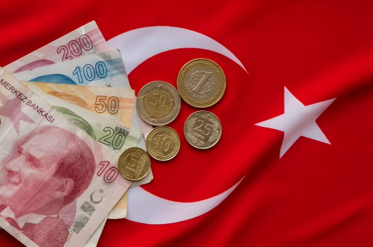 Turcia este din nou în recesiune din cauza dobânzilor mari