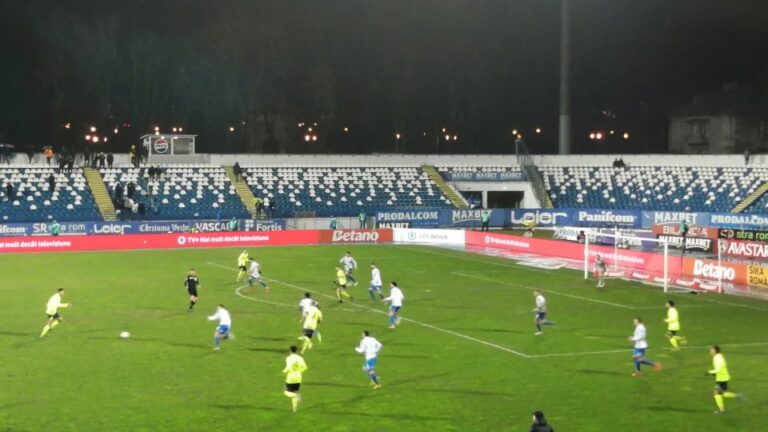 A meritat să stai în ploaie! Fotbal frumos văzut aseară, în Copou, dar Poli, care a remizat cu Farul, începe să aibă frisoane legate de clasament