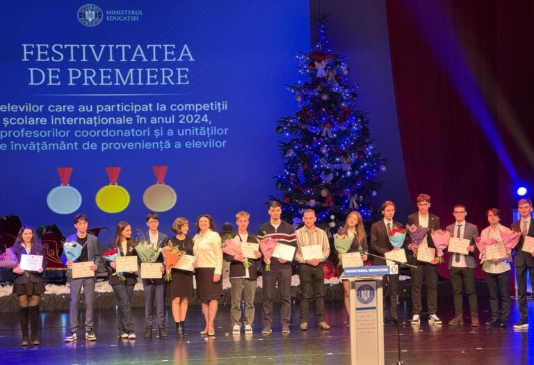 Elitele ieșene - Cine sunt cei 14 elevi premiați la olimpiadele internaționale pentru performanțe de excepție?