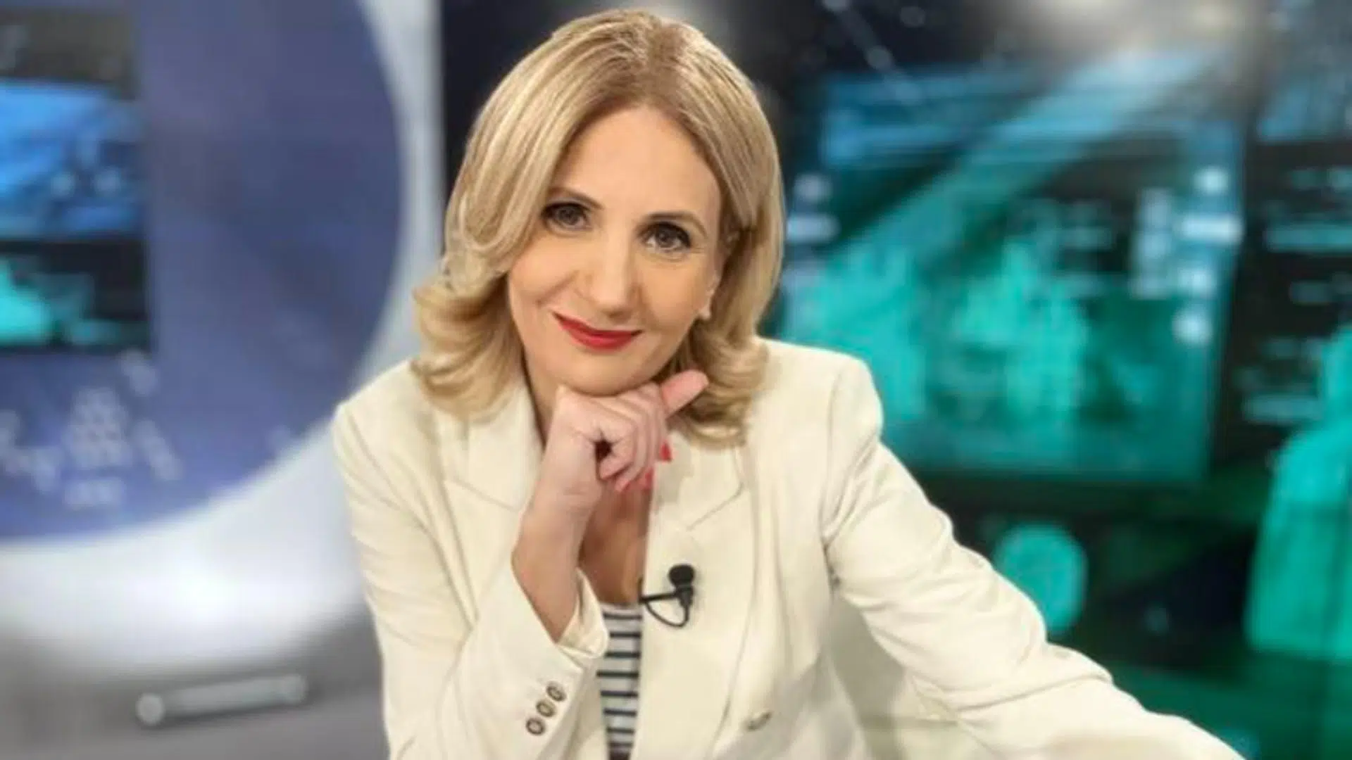 Defapt.ro: Probabil cel mai vulgar moderator al unei „televiziuni de știri”: Anca Alexandrescu nu se mai oprește din „marș, javrelor!”