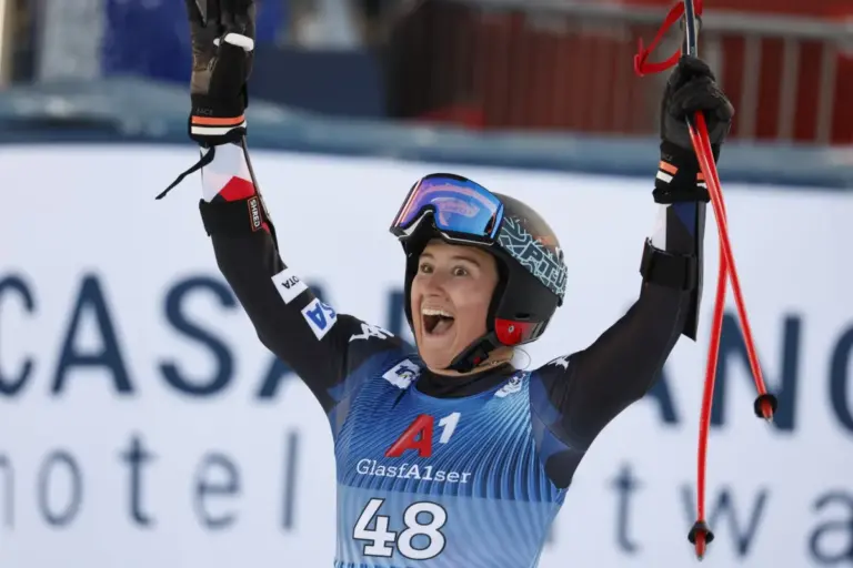 Schi alpin: Lauren Macuga a câştigat proba de Super-G de la Sankt-Anton. Lindsey Vonn s-a clasat pe 4