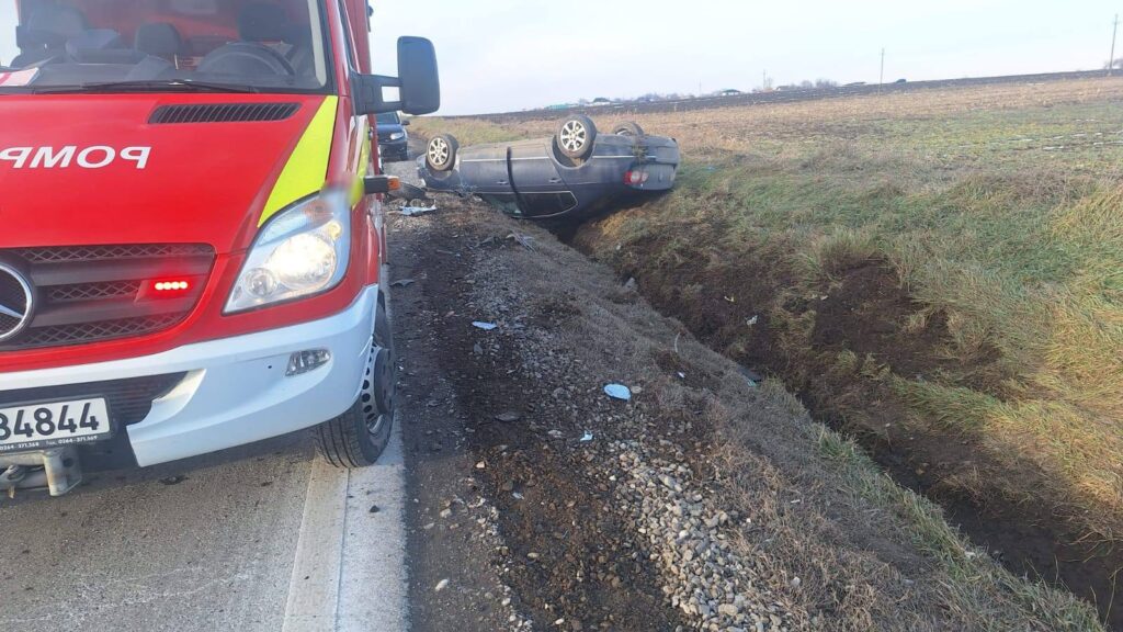  FOTO – Accident grav la Suceava, cu șase victime. Cel puțin o mașină, înmatriculată în Iași