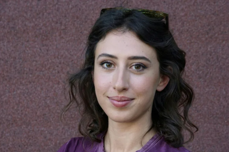 Jurnalista italiană Cecilia Sala, deţinută în Iran, a fost eliberată şi se întoarce în Italia
