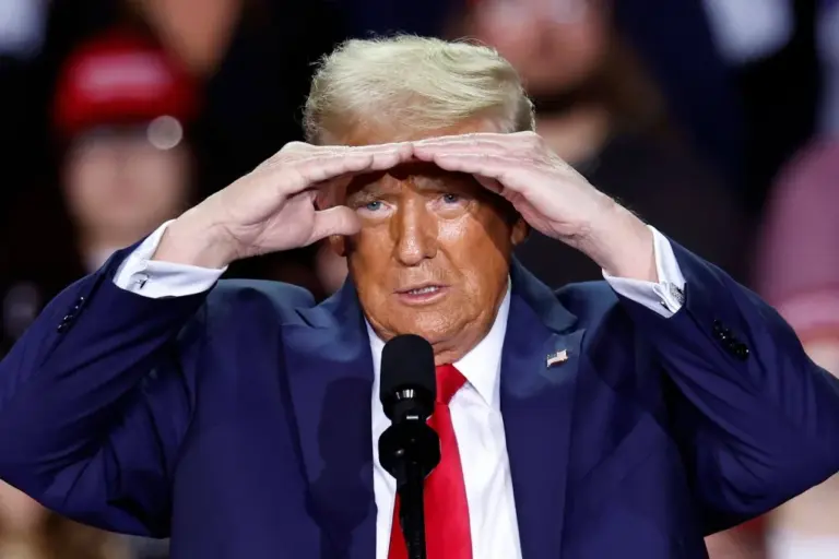„Reduceţi tonul şi semnaţi acel acord” cere Ucrainei consilierul pentru securitate naţională al lui Donald Trump
