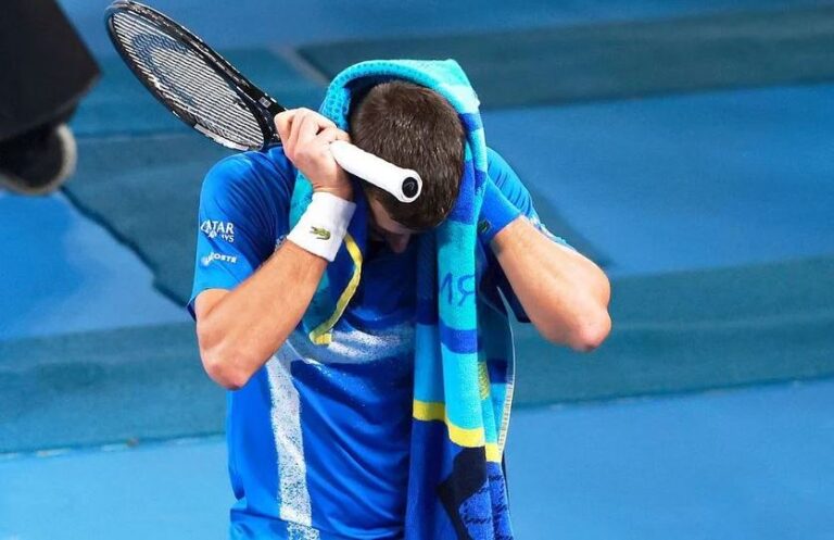 Dezamăgire în semifinala de la Australian Open: Novak Djokovic a abandonat meciul cu Alexander Zverev