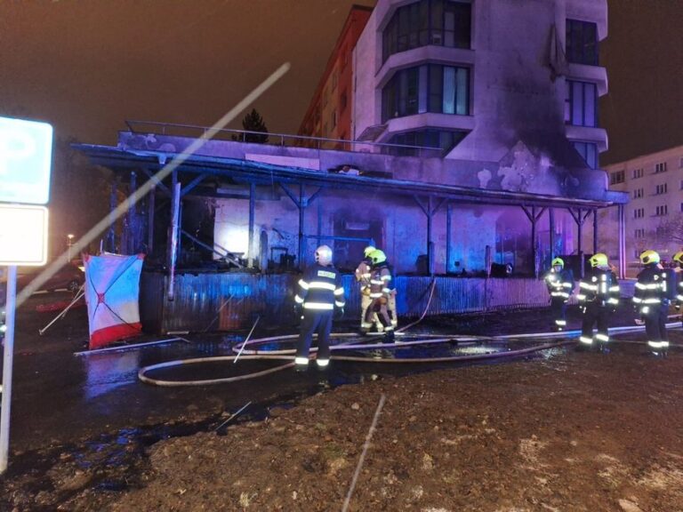 Şase persoane au murit într-o explozie la un restaurant din Cehia