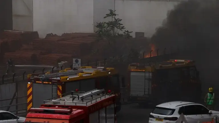 China - Opt morţi şi 15 răniţi într-un incendiu într-o piaţă de legume