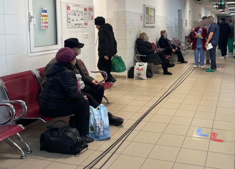 Sărbătorile se resimt încă la Iași - Toate paturile de la Spitalul „Parhon” sunt ocupate