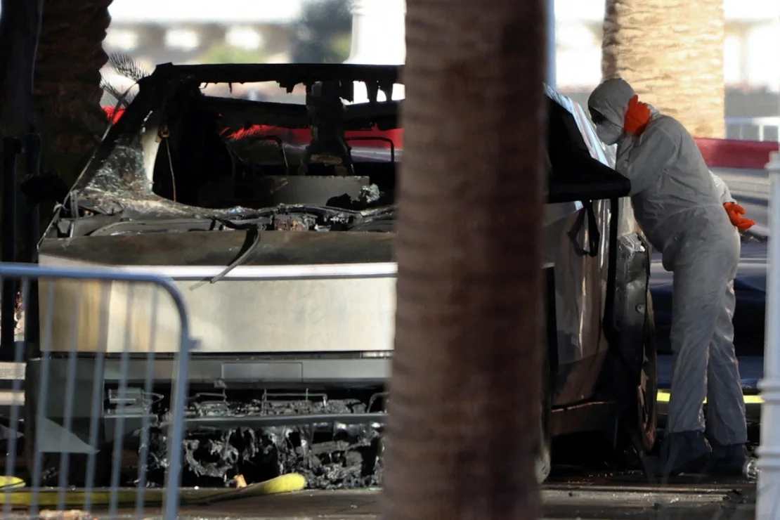 Şoferul autoturismului Tesla care a sărit în aer în faţa hotelului Trump din Las Vegas avea o rană de glonţ în cap, ceea ce indică o probabilă sinucidere