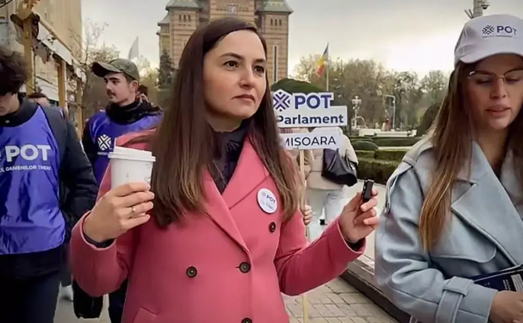 Suveranistele s-au insultat, dar s-au împăcat: Gavrilă își cere scuze de la Alexandrescu pentru atacurile din trecut