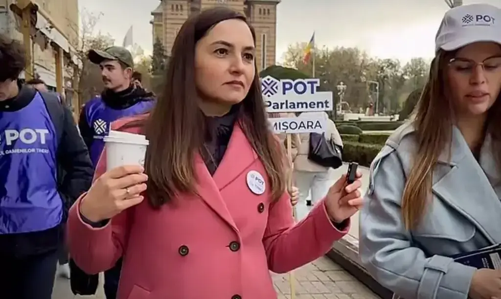 Lidera POT, Anamaria Gavrilă nu se grăbește să renunțe la candidatură: „Vom face un sondaj. Candidatul cu cele mai multe șanse ca mişcarea suveranistă să reuşească este cel care rămâne în cursă””