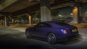 Rolls-Royce Spectre Black Badge: Electricul suprem, mai puternic ca niciodată