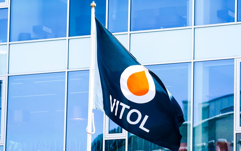 Primăria are undă verde să angajeze avocați de top pentru litigiul de 30 de milioane de euro cu Vitol