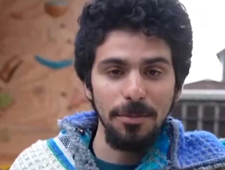 Un caiacist a fost înghiţit de o balenă în largul Patagoniei. I s-a strigat să rămână calm