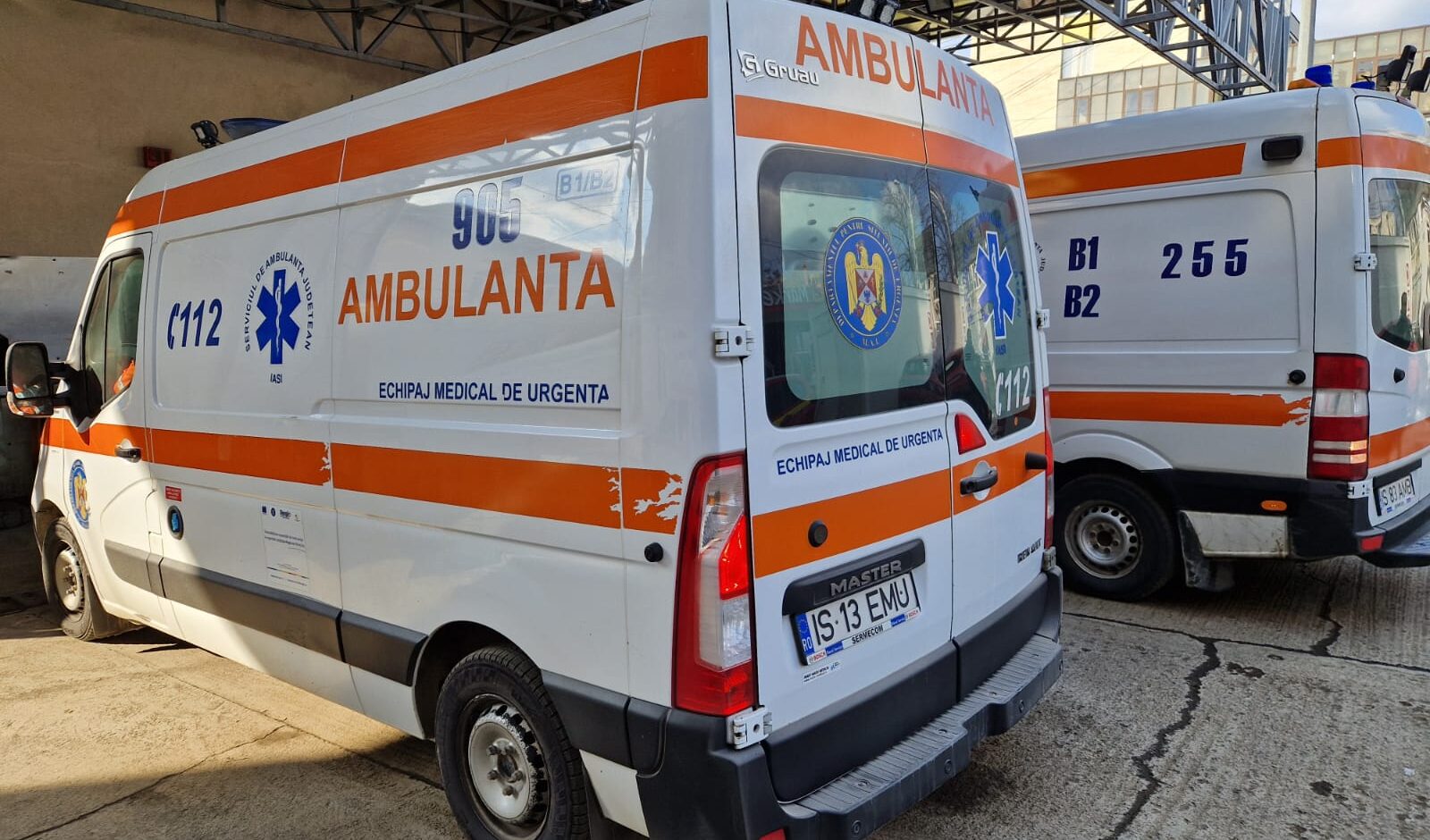 Jumătate din cele 13.000 de solicitări înregistrate în luna mai la Ambulanța Iași, apeluri nejustificate. Cele mai multe cazuri: dureri abdominale