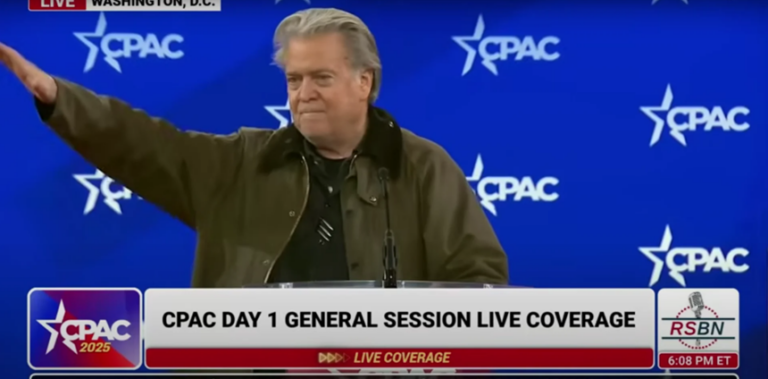 Fostul consilier al lui Trump a deschis marea conferinţă a extremei drepte mondiale CPAC cu un salut nazist