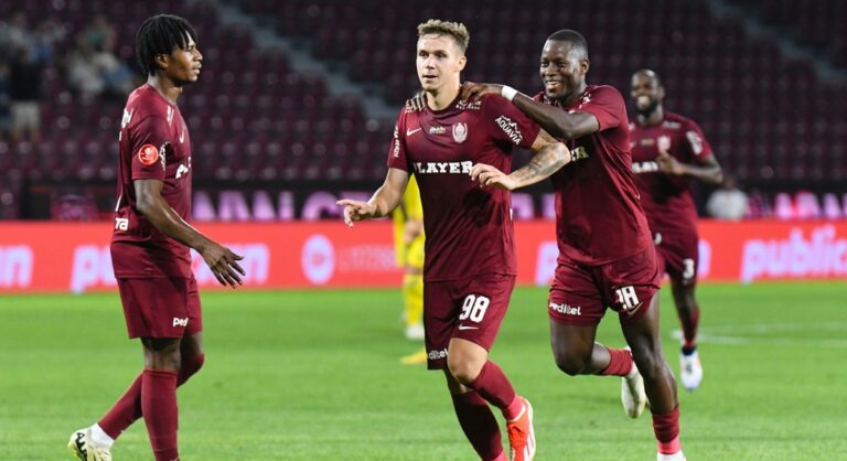 CFR Cluj încheie sezonul regulat cu o victorie cu 6-0 în faţa Gloriei Buzău. Clujenii sunt pe primul loc înaintea meciului dintre următoarele două clasate, FCSB şi Universitatea Craiova